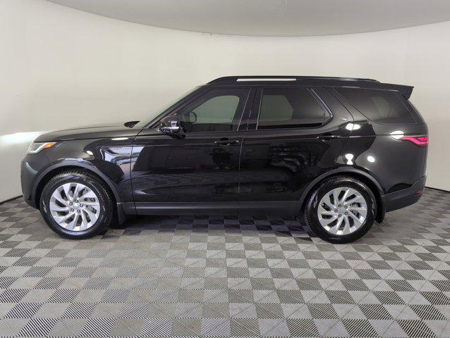 used 2025 Land Rover Discovery car, priced at $59,992