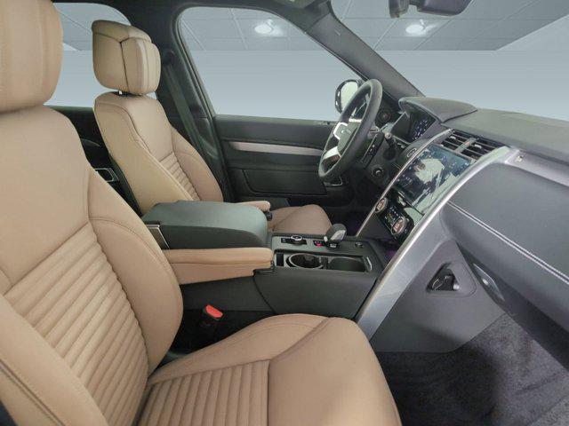 used 2025 Land Rover Discovery car, priced at $63,991