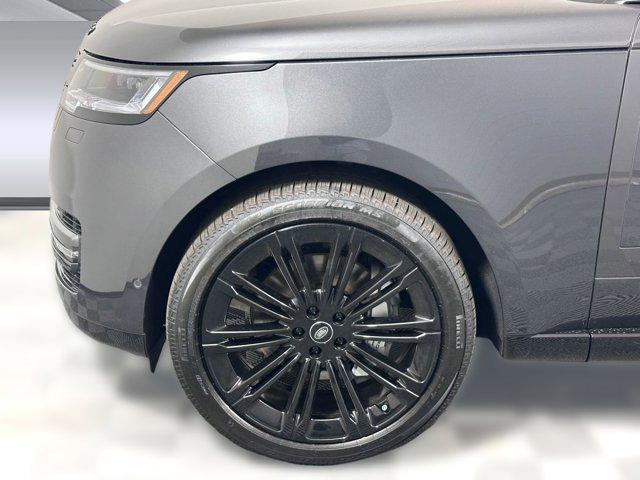 new 2025 Land Rover Range Rover car, priced at $134,575