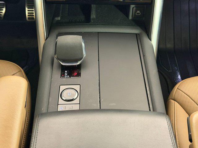 used 2023 Land Rover Discovery car, priced at $36,723