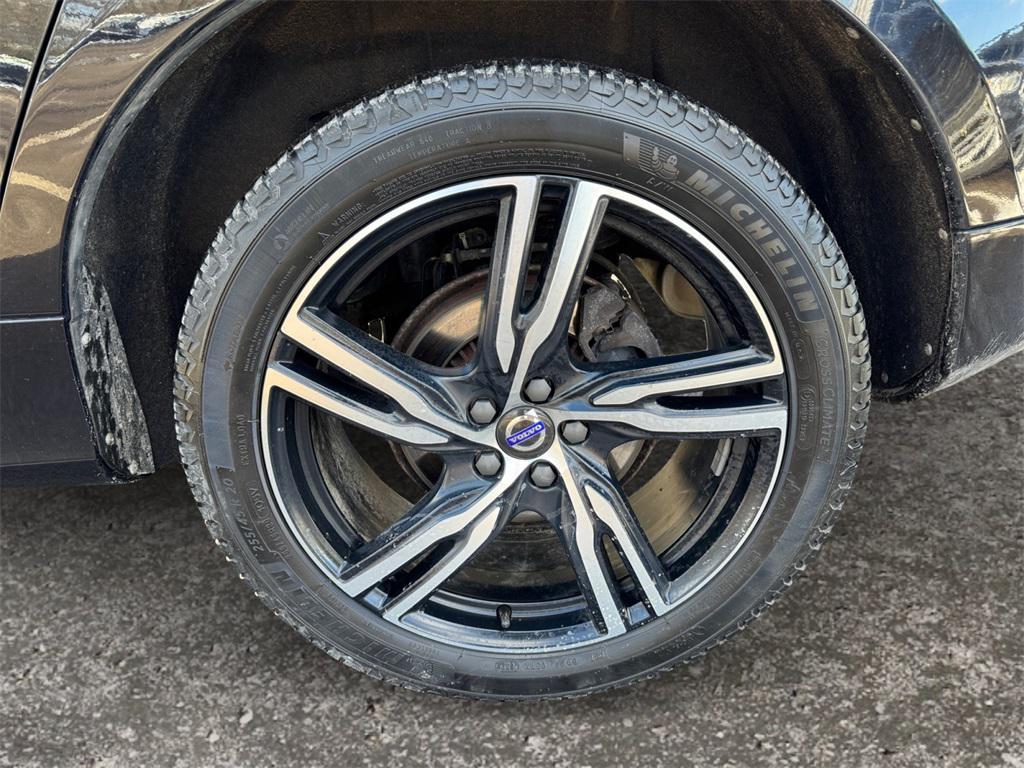 used 2017 Volvo XC60 car, priced at $13,995