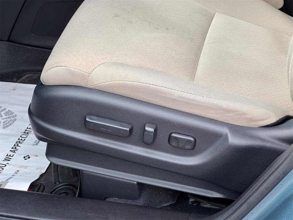 used 2015 Honda CR-V car, priced at $10,795