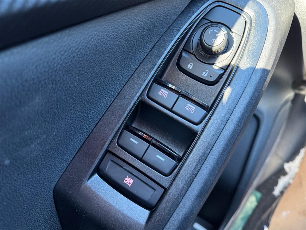 used 2025 Subaru Crosstrek car, priced at $28,995