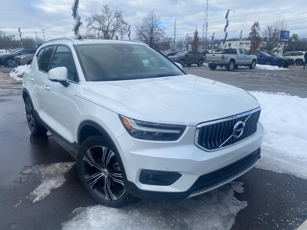 used 2021 Volvo XC40 car, priced at $25,995