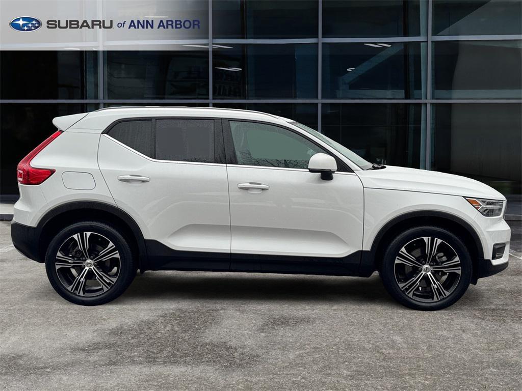 used 2021 Volvo XC40 car, priced at $24,995