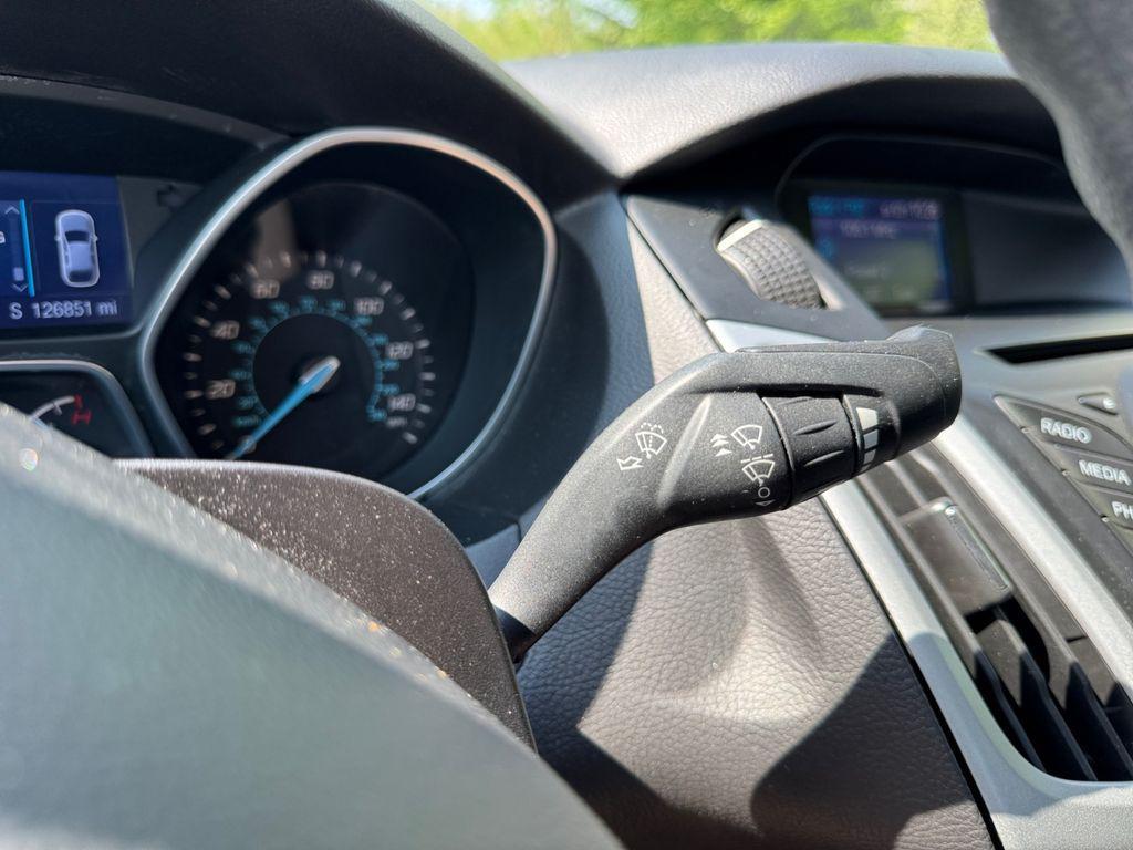 used 2014 Ford Focus car, priced at $5,555