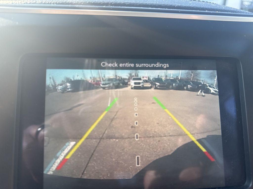 used 2020 Jeep Cherokee car, priced at $15,995