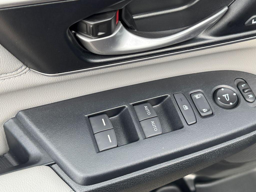 used 2019 Honda CR-V car, priced at $26,995