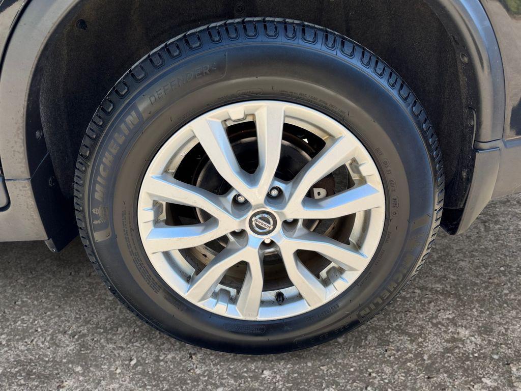 used 2019 Nissan Rogue car, priced at $10,255