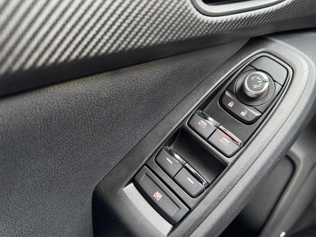 used 2025 Subaru Crosstrek car, priced at $29,995