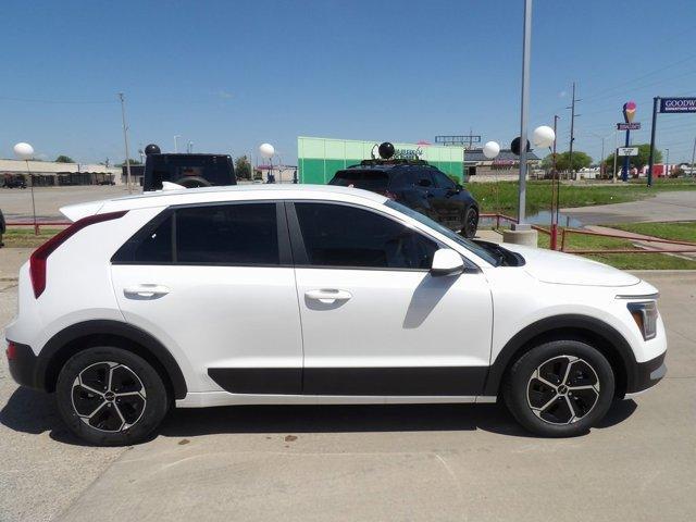 new 2025 Kia Niro car, priced at $25,841