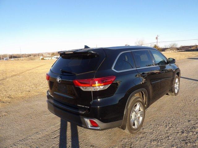 used 2017 Toyota Highlander car, priced at $19,221