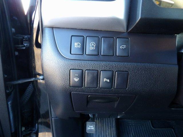 used 2017 Toyota Highlander car, priced at $19,221