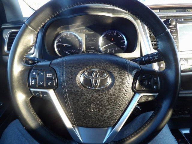 used 2017 Toyota Highlander car, priced at $19,221