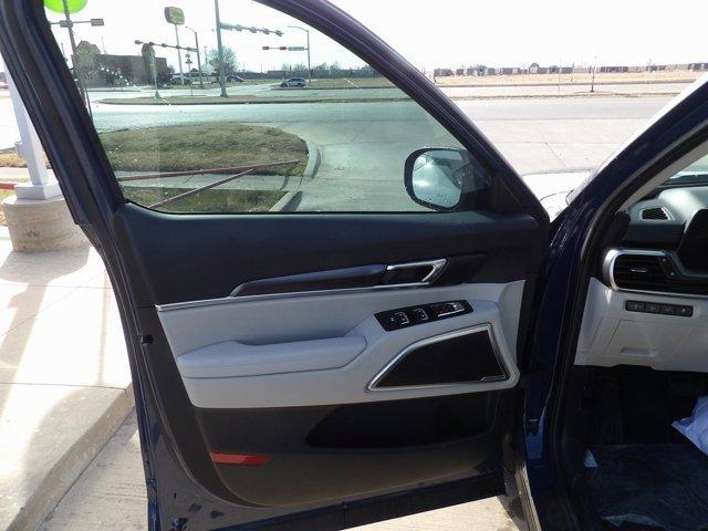 new 2025 Kia Telluride car, priced at $39,930