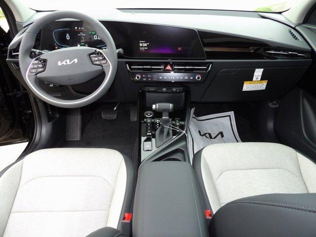 new 2025 Kia Niro car, priced at $30,824