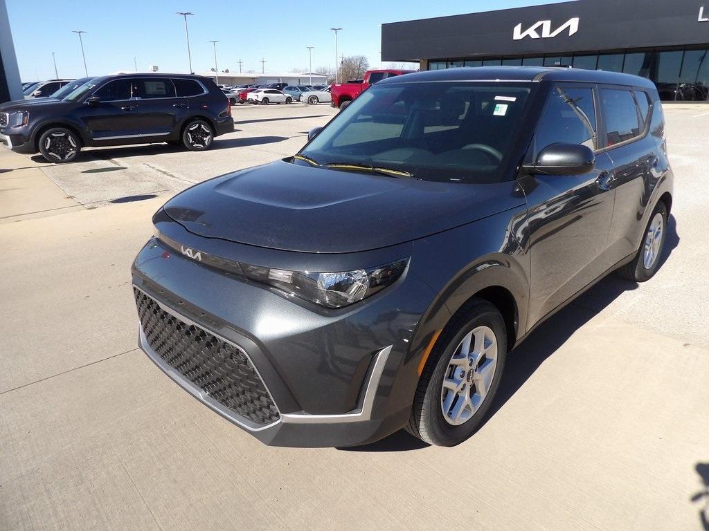 new 2025 Kia Soul car, priced at $20,799