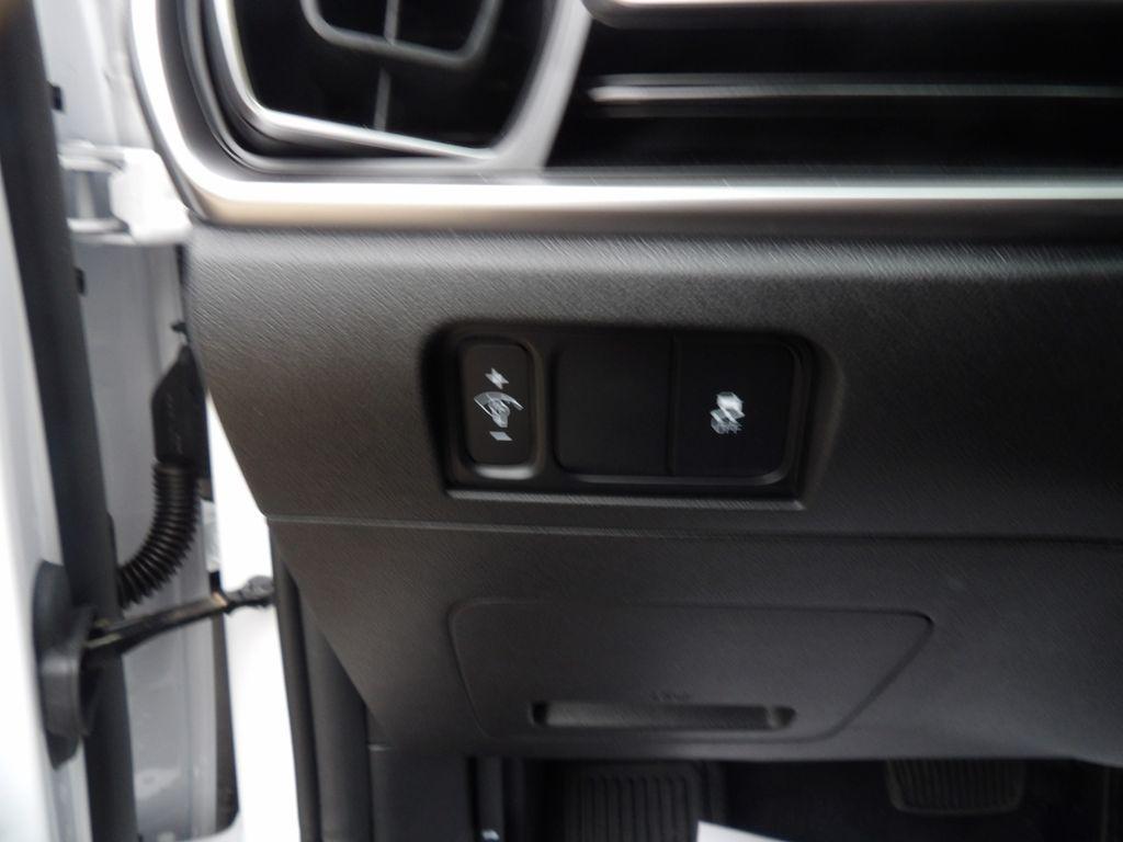 new 2026 Kia Sorento car, priced at $32,082