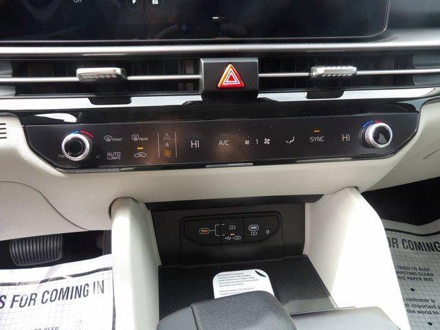 new 2026 Kia Sportage car, priced at $30,589