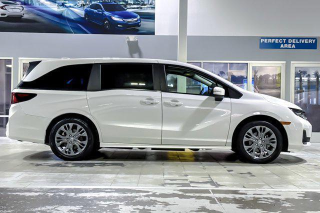 used 2025 Honda Odyssey car, priced at $41,888