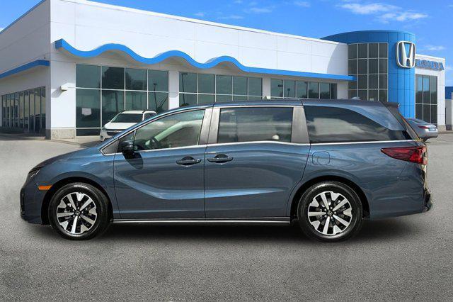 new 2026 Honda Odyssey car, priced at $44,290