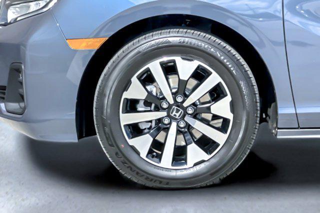 new 2026 Honda Odyssey car, priced at $44,290