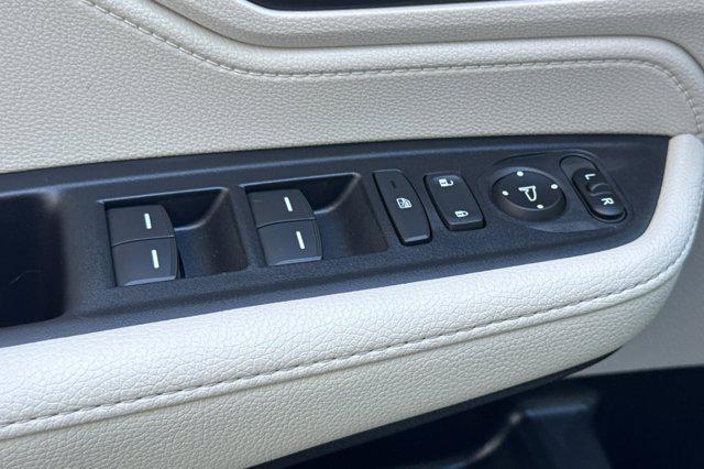 new 2026 Honda Odyssey car, priced at $44,290