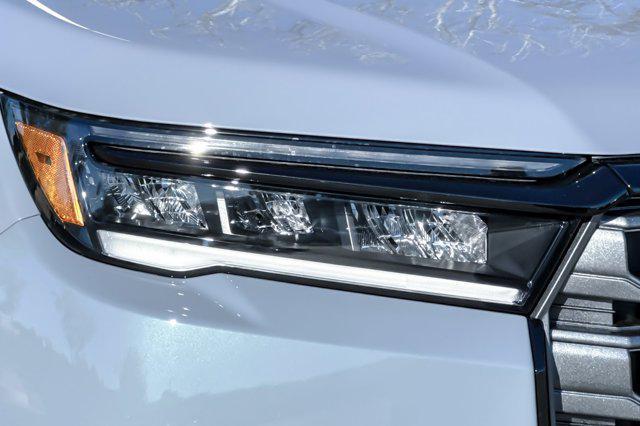 new 2026 Honda Pilot car, priced at $52,345