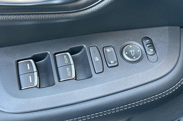 new 2026 Honda HR-V car, priced at $32,255