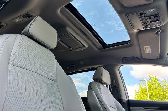 used 2024 Honda Odyssey car, priced at $43,999