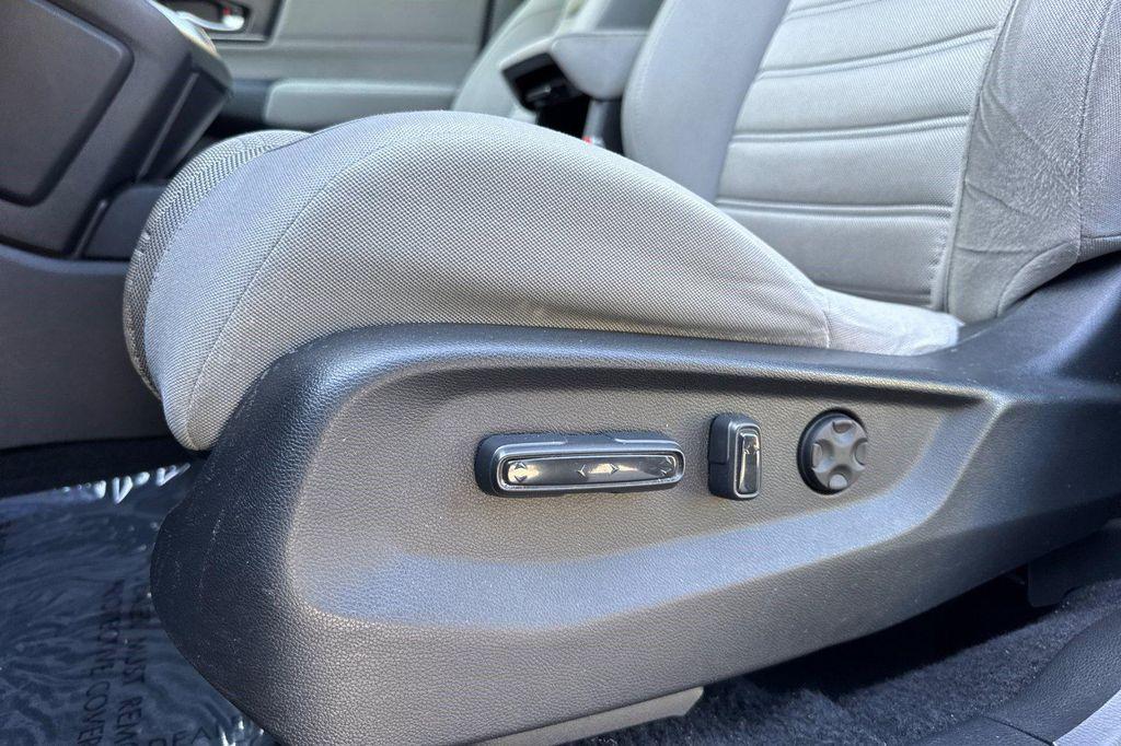 used 2018 Honda CR-V car, priced at $17,084