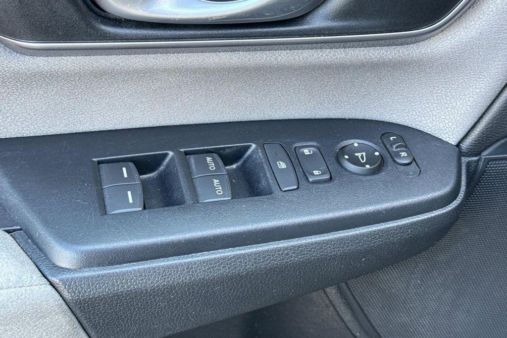 used 2018 Honda CR-V car, priced at $17,084