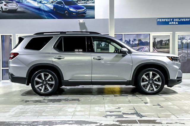used 2025 Honda Pilot car, priced at $38,488