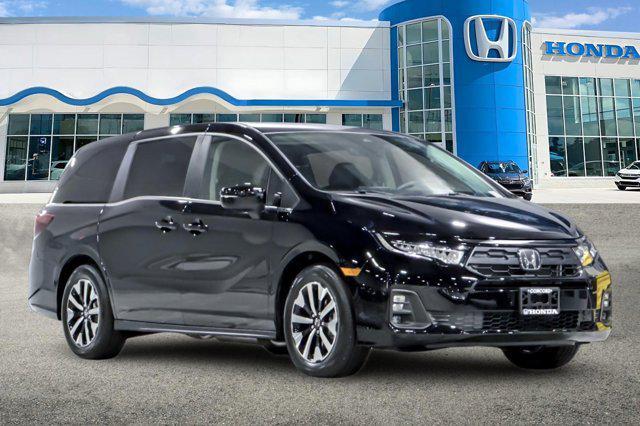 new 2026 Honda Odyssey car, priced at $44,290