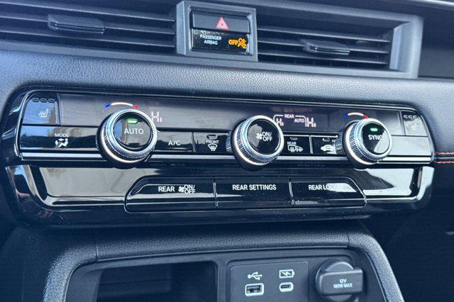 new 2025 Honda Pilot car, priced at $50,895