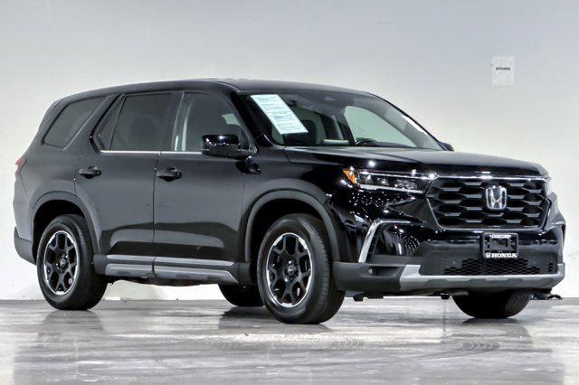 used 2025 Honda Pilot car, priced at $40,084