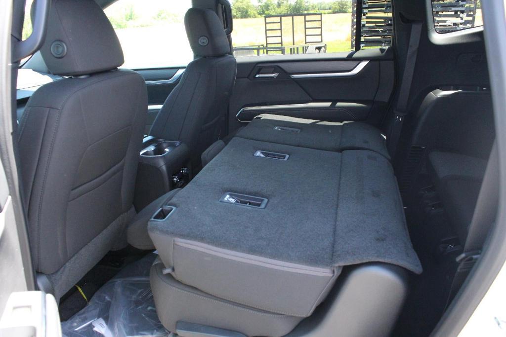 new 2025 GMC Acadia car, priced at $41,439