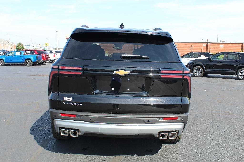 new 2026 Chevrolet Traverse car, priced at $46,539