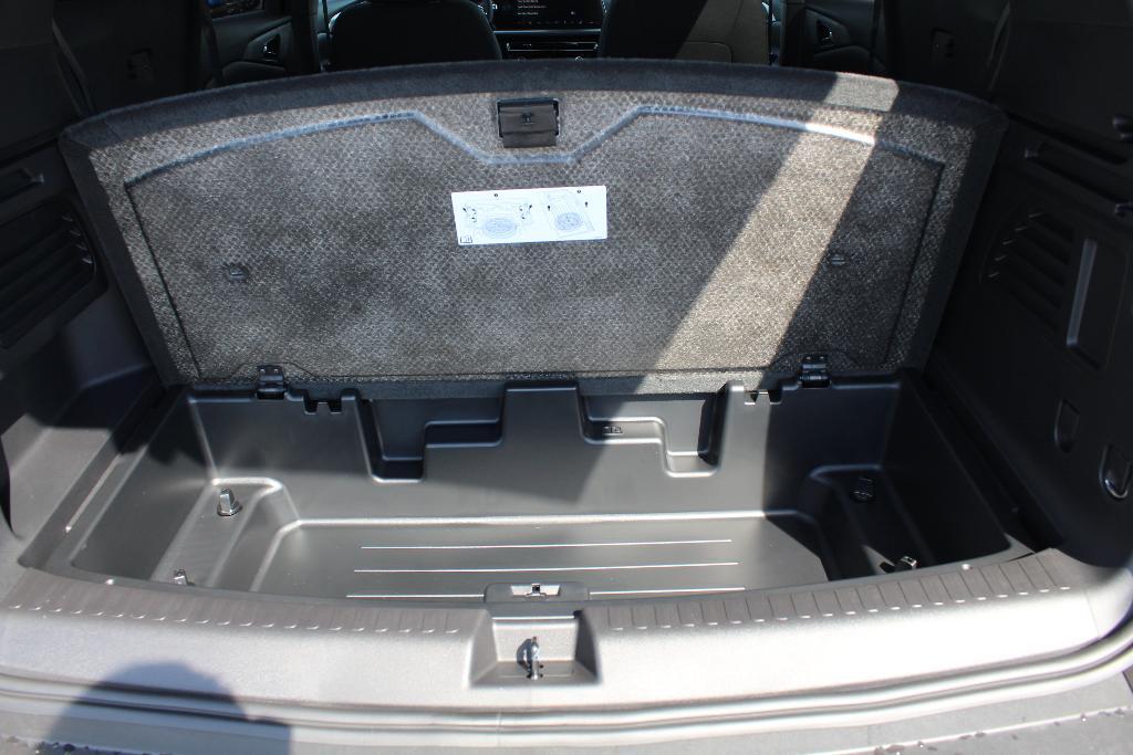 new 2026 Chevrolet Traverse car, priced at $46,539