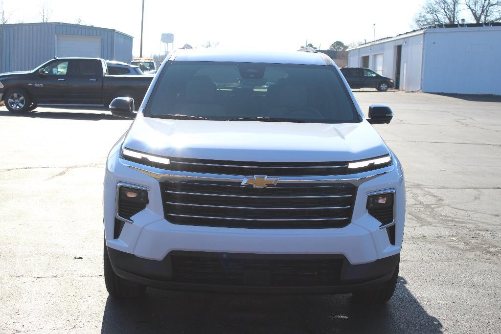 new 2026 Chevrolet Traverse car, priced at $44,139