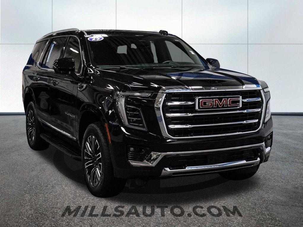 used 2025 GMC Yukon car, priced at $69,758
