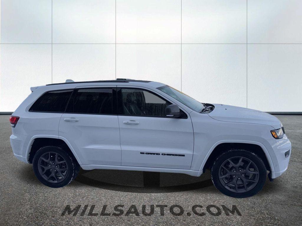 used 2021 Jeep Grand Cherokee car, priced at $23,111