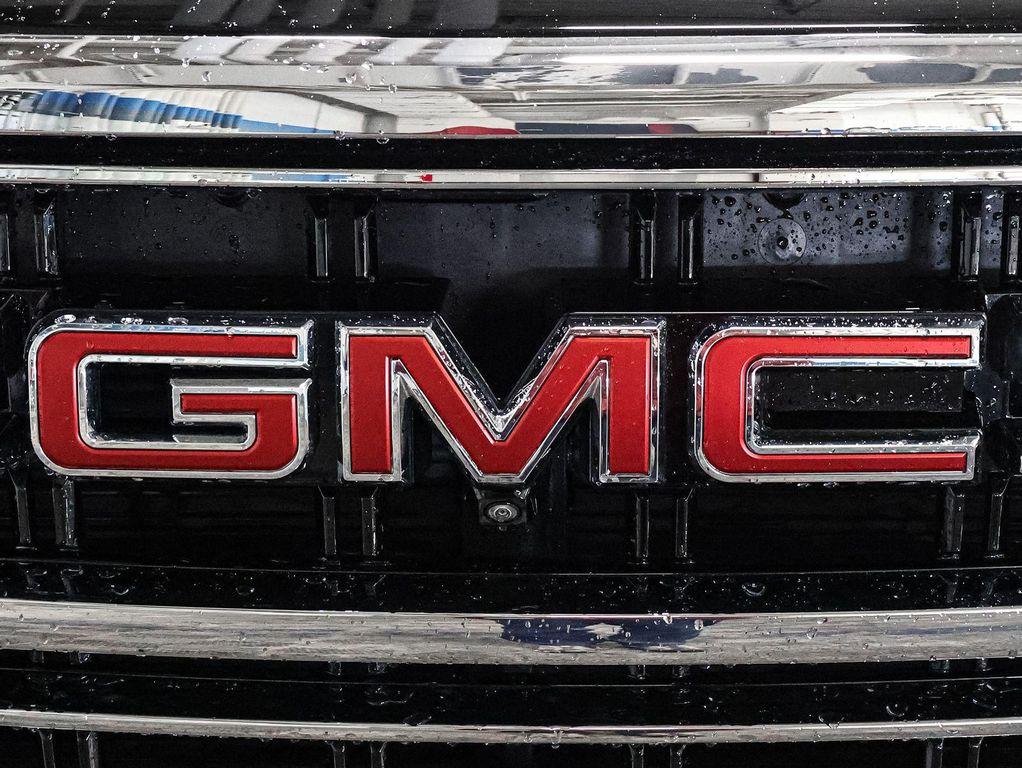 used 2024 GMC Yukon XL car, priced at $64,095