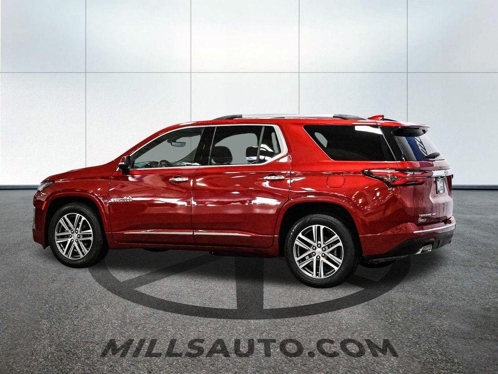 used 2023 Chevrolet Traverse car, priced at $33,266