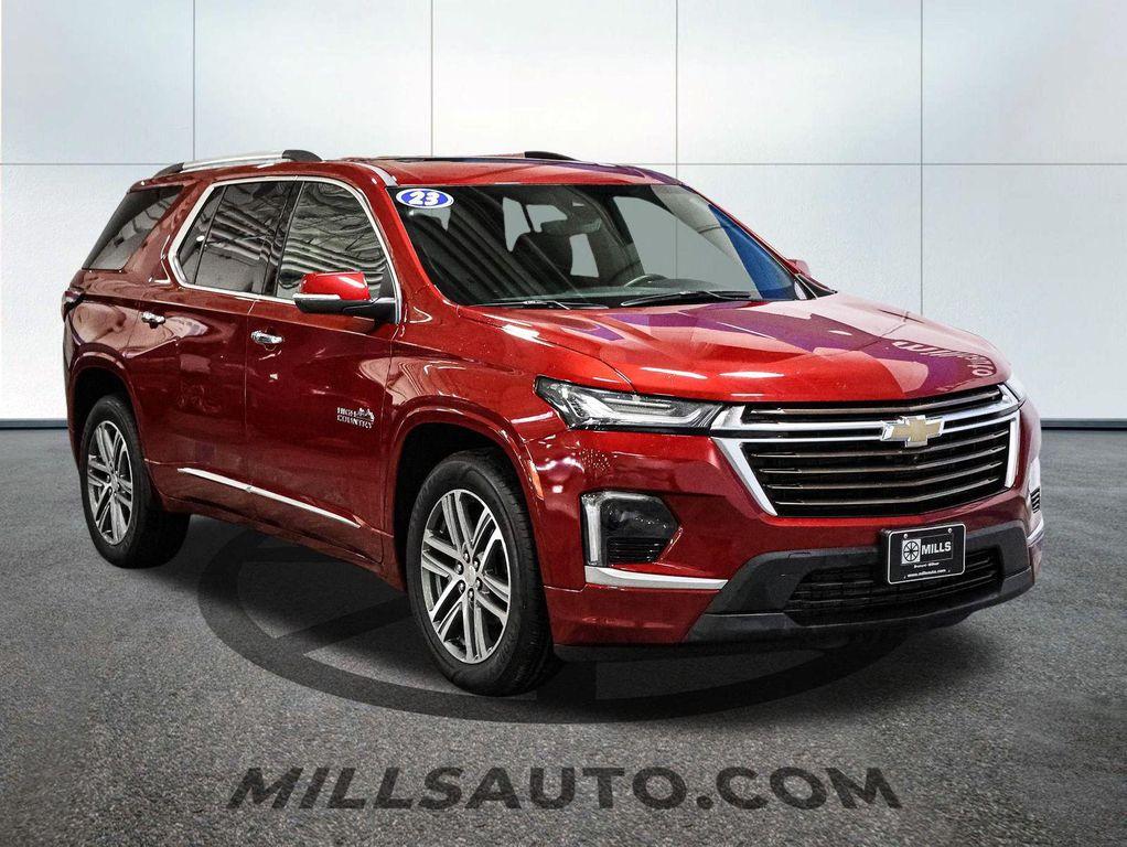 used 2023 Chevrolet Traverse car, priced at $33,266