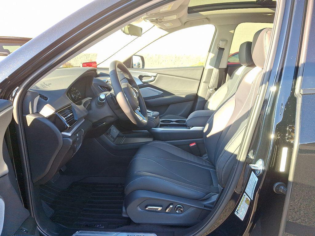 new 2026 Acura RDX car, priced at $49,650
