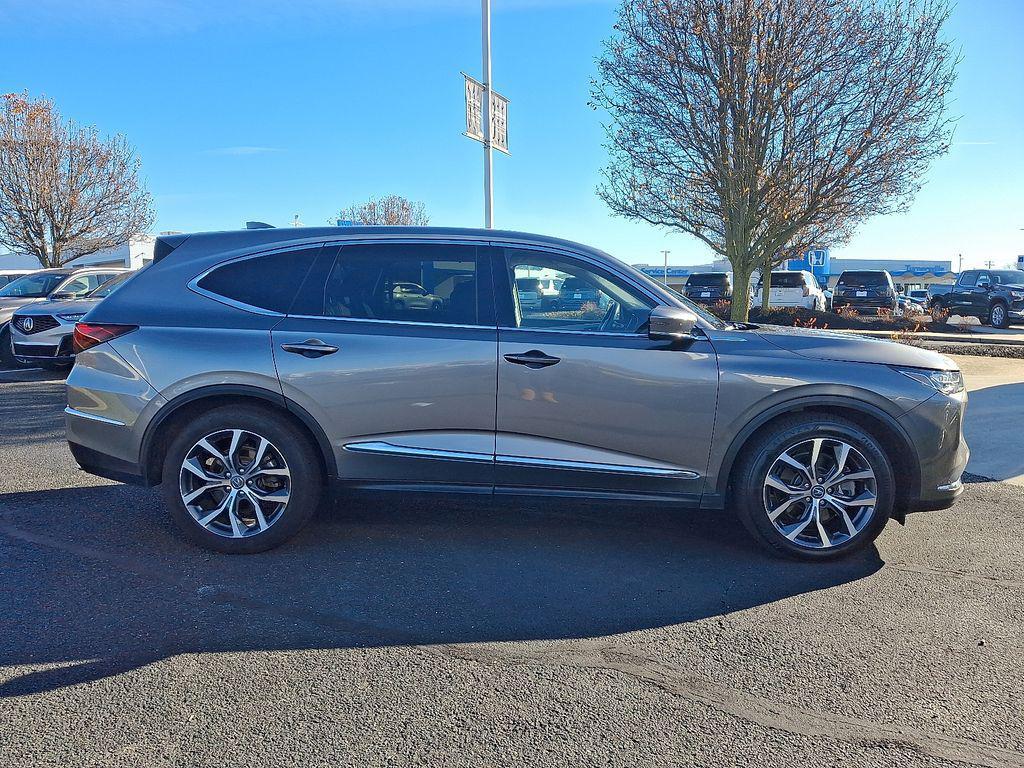 used 2023 Acura MDX car, priced at $39,900
