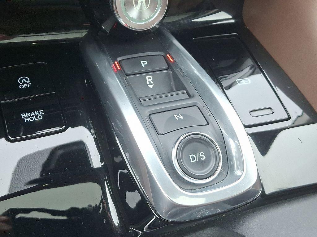 used 2024 Acura MDX car, priced at $37,000