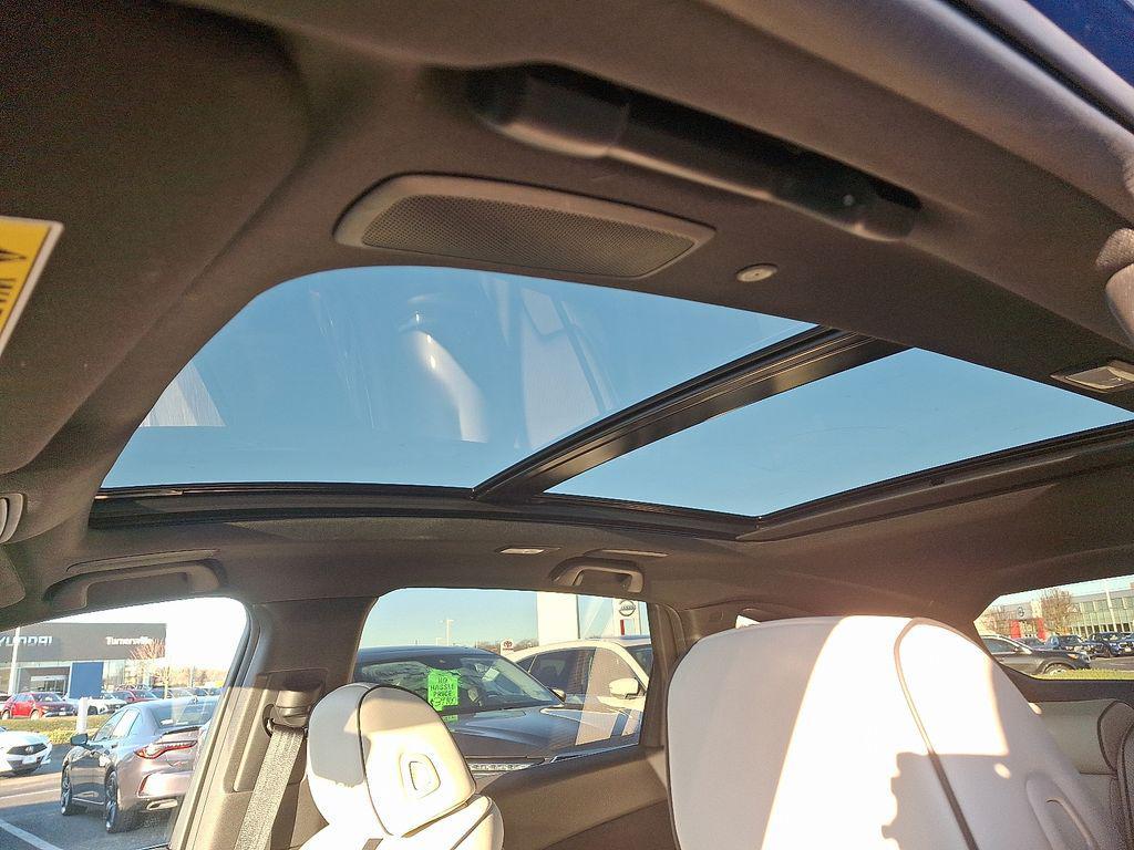 used 2025 Acura RDX car, priced at $45,500