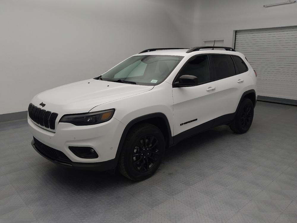 used 2023 Jeep Cherokee car, priced at $23,495